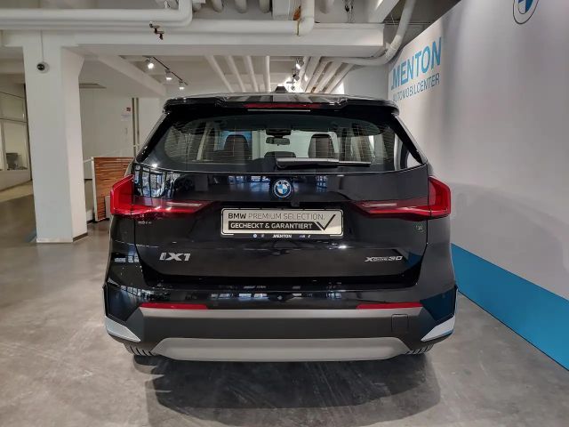 BMW iX1 xDrive30