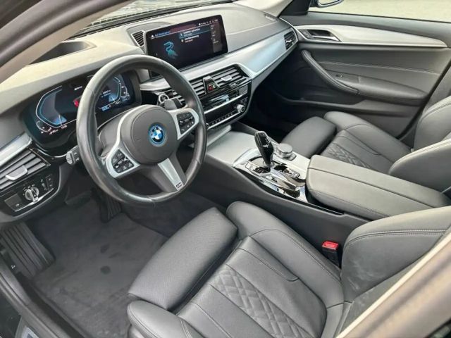 BMW 530 530e Sedan