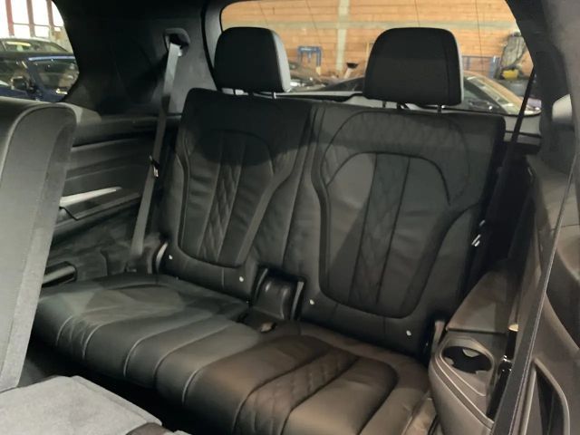 BMW X7 M 60i | Sitzbelüftung | Sky Lounge | Bowers & Wilkin