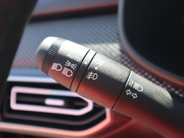 Dacia Logan Logan Sedan Expression Kamera/Klima/PDC/LED/Navi