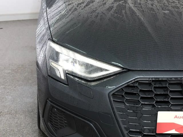 Audi A3 30 TFSI Sedan