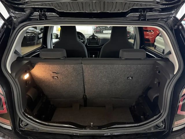 Volkswagen e-up! e-up! United*