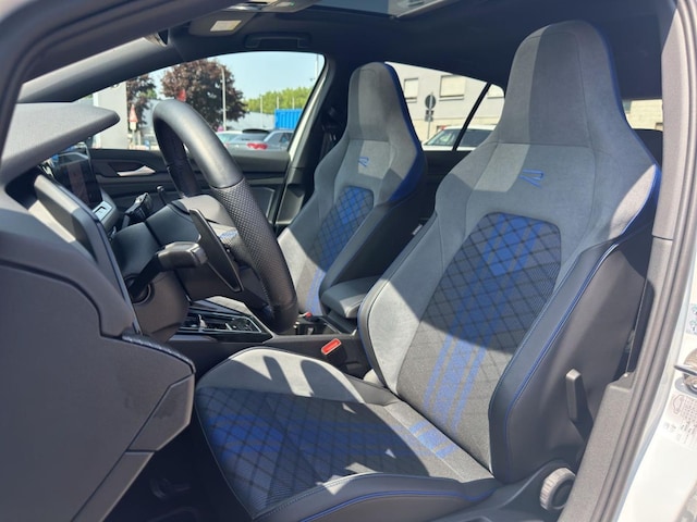 Volkswagen Golf 2.0 TSI 4Motion DSG Style