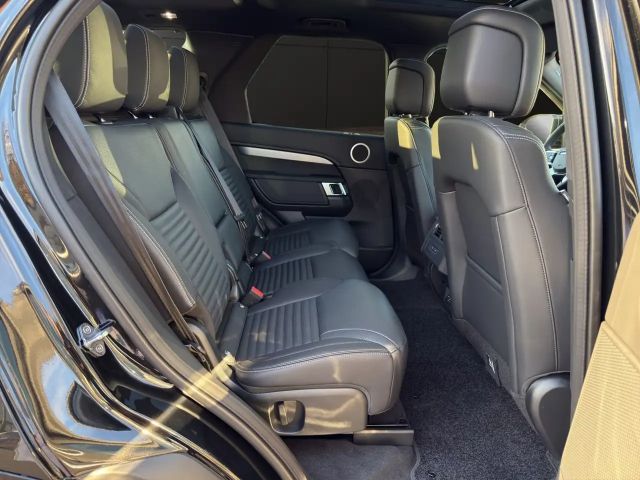 Land Rover Discovery D250 Dynamic SE