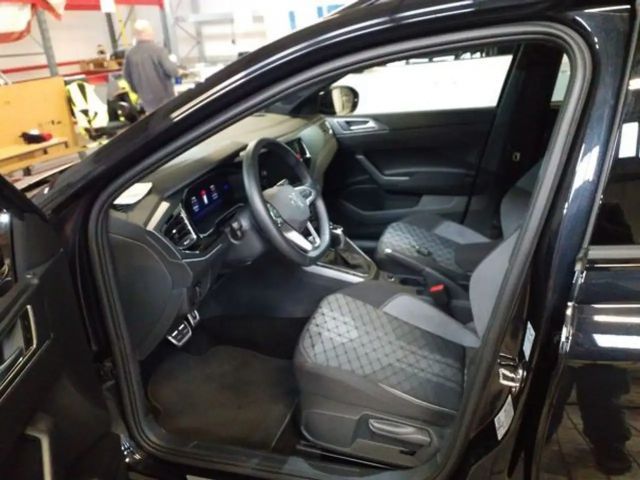 Volkswagen Taigo 1.0 TSI DSG R-Line