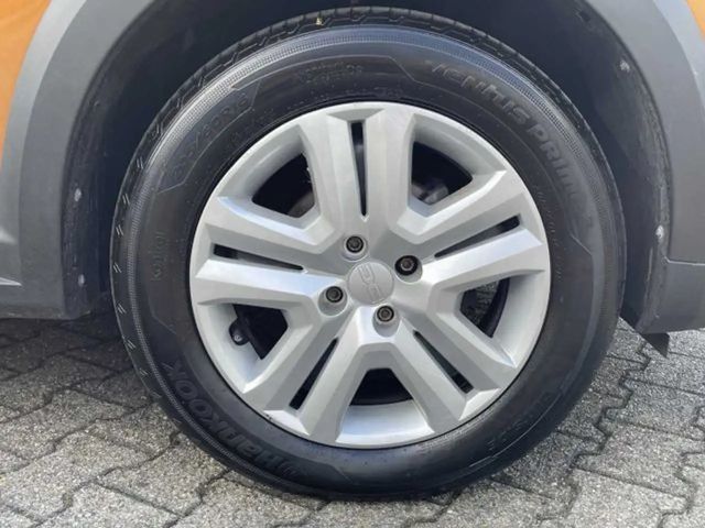 Dacia Sandero Essential Stepway TCe 90