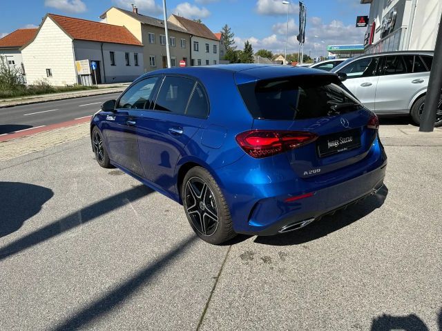 Mercedes-Benz A 200 AMG Line