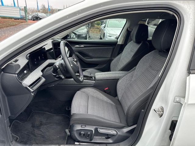 Skoda Superb 2.0 TDI Combi Selection