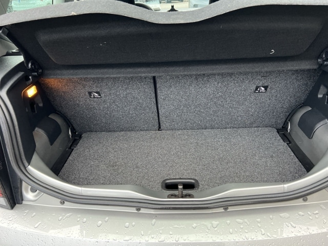 Volkswagen up! Move Move up!