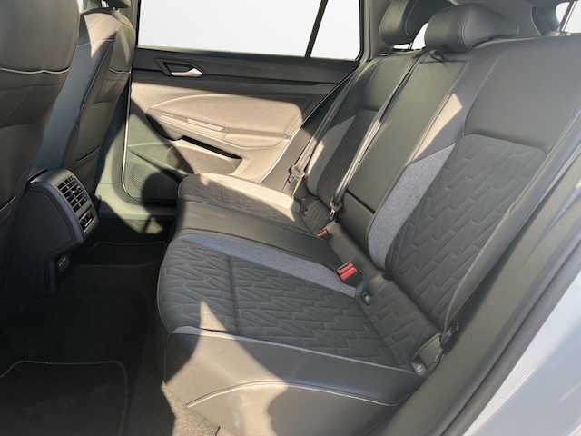 Volkswagen Golf 1.5 TSI Variant