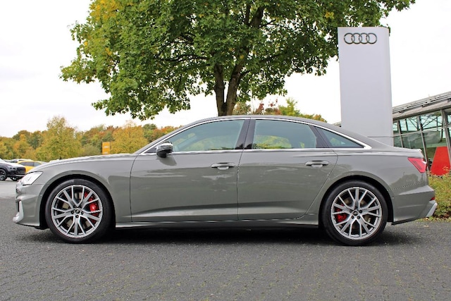 Audi S6 Quattro Sedan