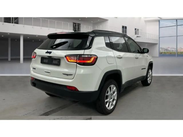 Jeep Compass 4x4 Hybrid Trailhawk