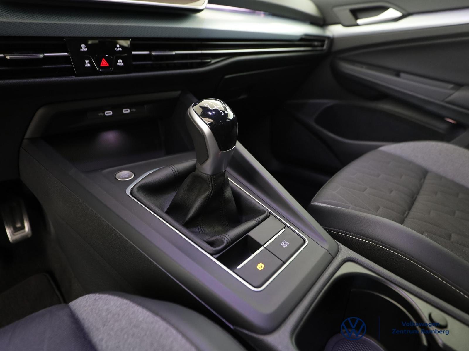 Volkswagen Golf 1.5 TSI Golf VIII