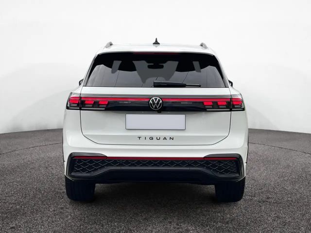 Volkswagen Tiguan 4Motion DSG R-Line