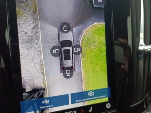 Volvo V90 AWD Dark Plus T6