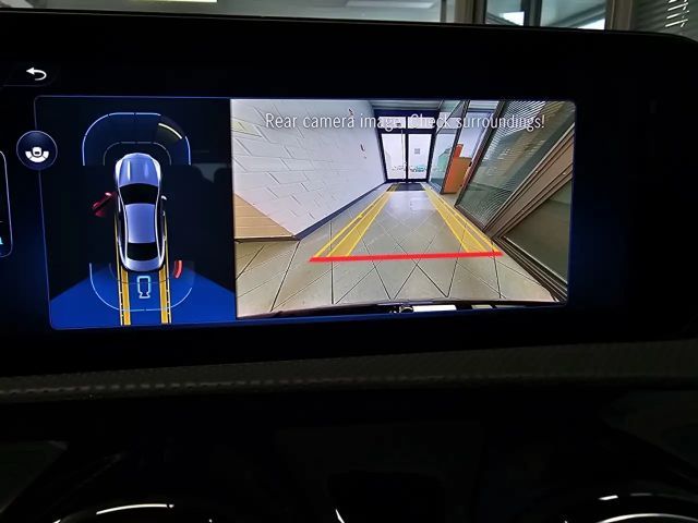 Mercedes-Benz CLA 200 AMG Line Coupé