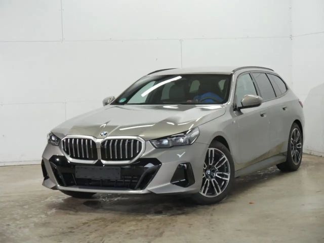 BMW 520 520d M-Sport Touring