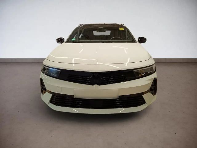 Opel Astra Sports Tourer Ultimate