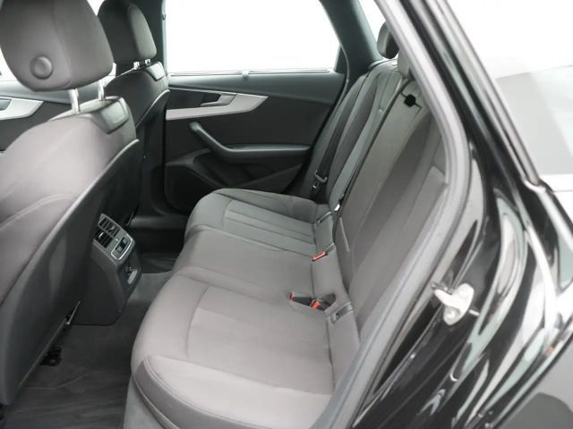 Audi A4 Avant S-Line