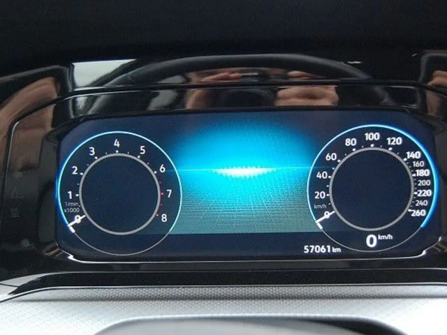 Volkswagen Golf Active ACC App LED Kamera Sitzheizung Alu