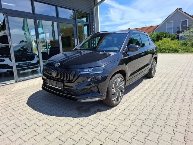Skoda Karoq Sportline4x4*NAVI*VOLLLEDER*PDCv+h*RFK*SHZv+h*ACC*