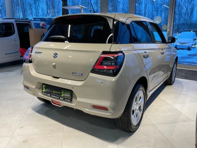 Suzuki Swift AllGrip Comfort DualJet