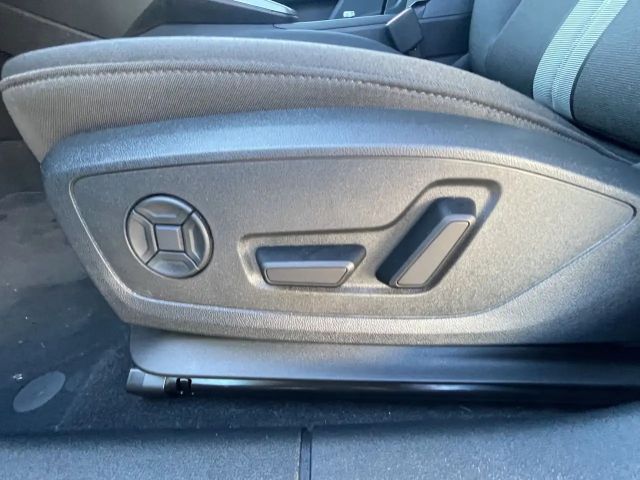 Audi A3 30 TDI Sedan