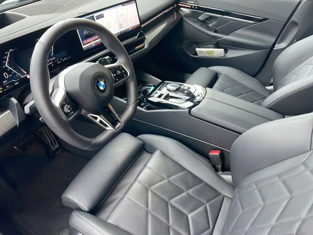 BMW 520 520i M-Sport Touring