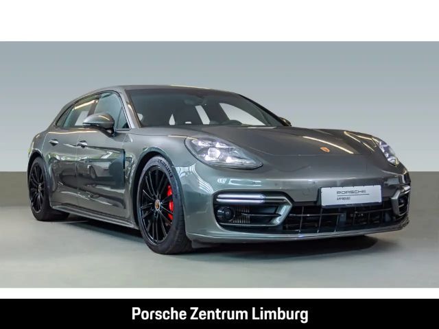 Porsche Panamera GTS Sport Turismo