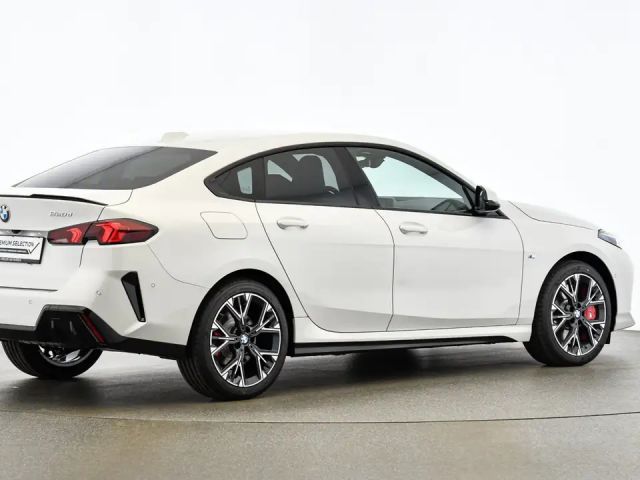 BMW 220 220d Coupé M-Sport