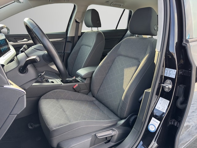 Volkswagen Golf 2.0 TDI Golf VIII Life Variant