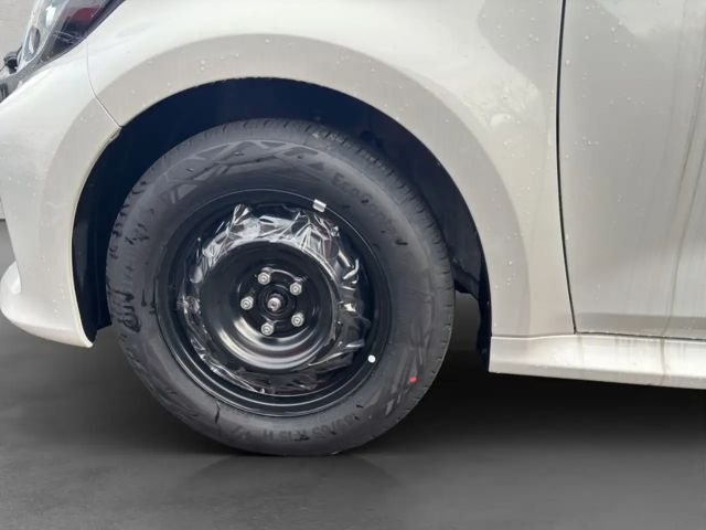 Toyota Yaris Business Hybride VVT-i