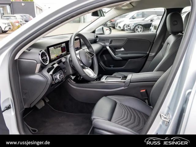 Mercedes-Benz A 200 Progressive