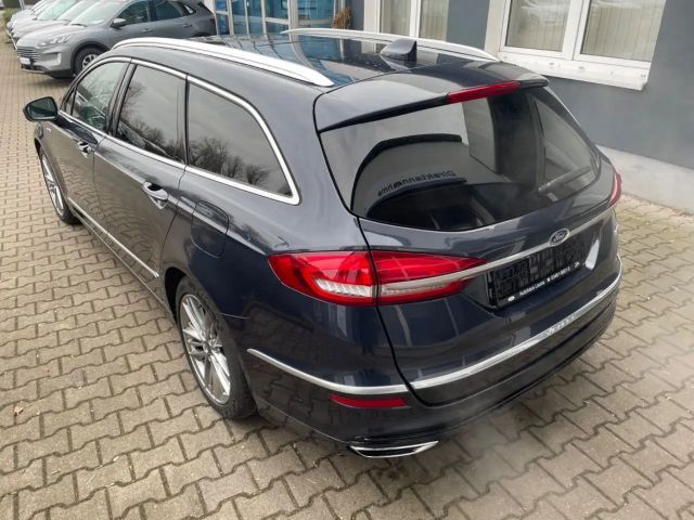 Ford Mondeo Vignale Wagon