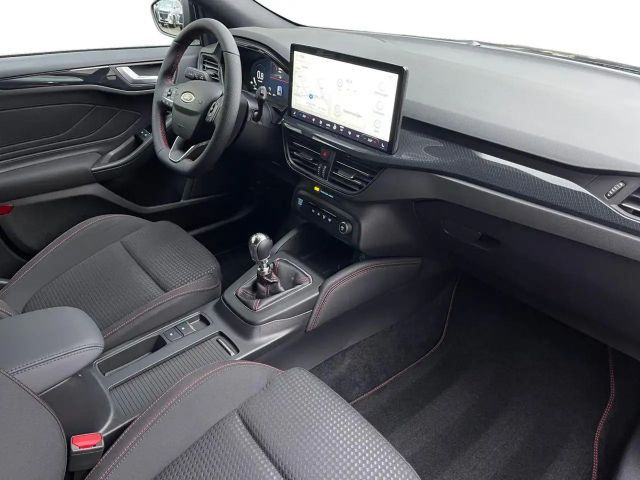 Ford Focus EcoBoost ST Line