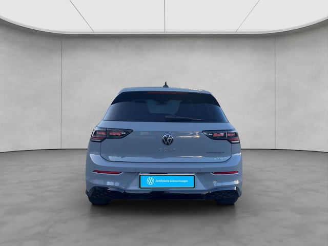 Volkswagen Golf DSG R-Line