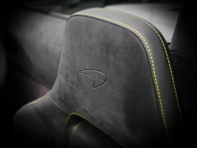 McLaren 750S Spider Carbon, Black Pack, B&W Sound