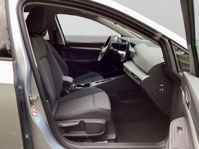 Volkswagen Golf 1.5 TSI DSG Life Variant