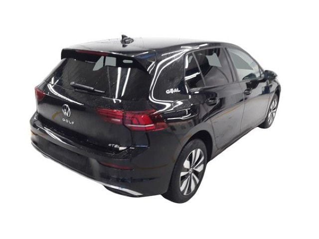 Volkswagen Golf 1.5 eTSI Golf VIII