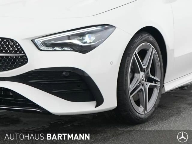 Mercedes-Benz CLA 200 AMG Line Coupé