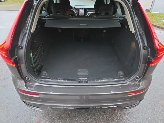 Volvo XC60 Dark Plus