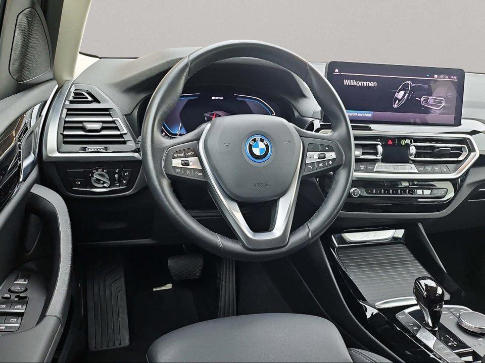 BMW X3 xDrive30e