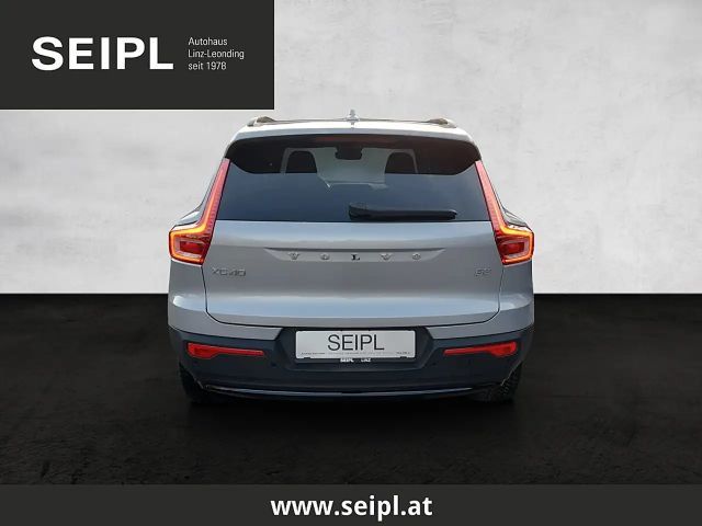 Volvo XC40 Dark Plus