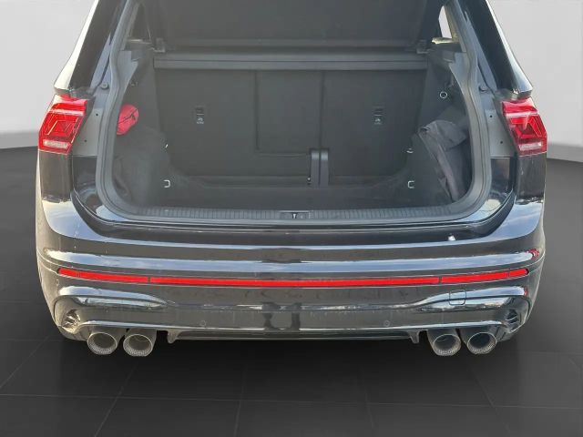 Volkswagen Tiguan R LM20 LEDER AKRAPOVIC BLACKSTYLE R-PERFO