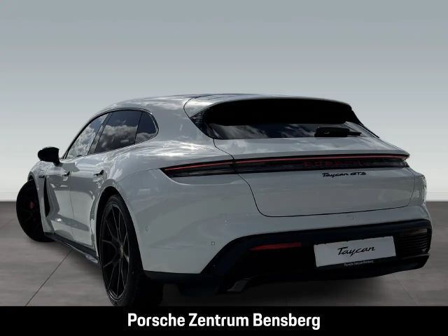 Porsche Taycan GTS Sport Turismo