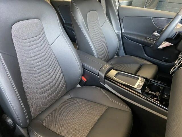 Mercedes-Benz A 180 Progressive