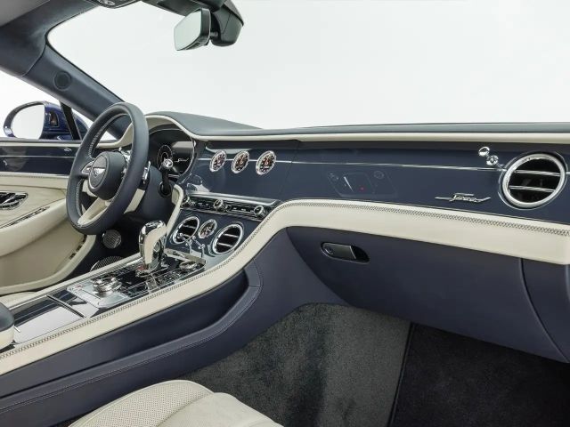 Bentley Continental GT Hybrid V8