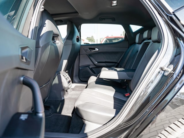 Cupra Leon 1.5 eTSI ACT ACC ParkAss. SpurH LM PDC