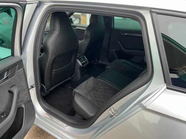 Skoda Superb Sportline iV