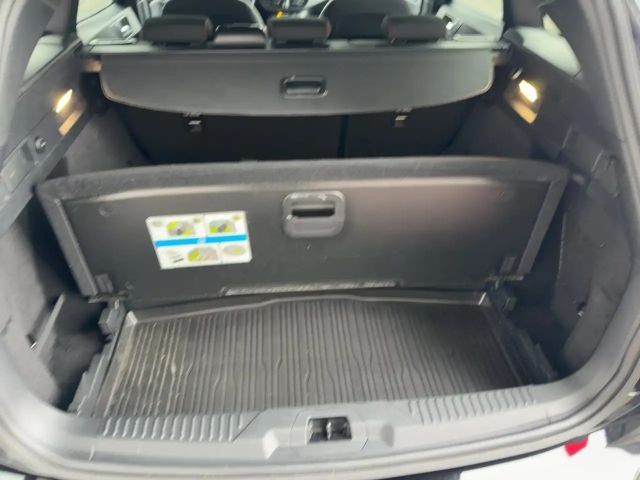 Ford Focus ST Line Wagon